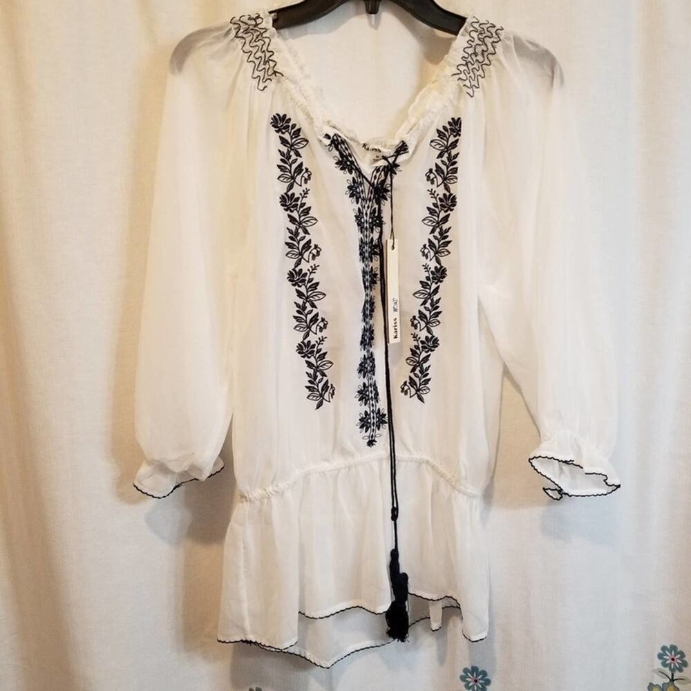 New Kariss peasant boho embroidered sheer blouse